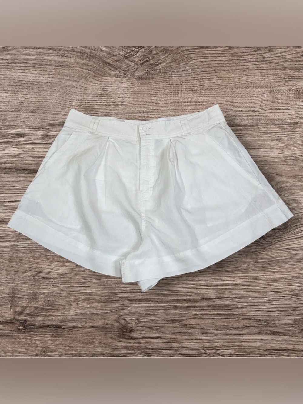 Free People Shorts Womens Pleated Shorty  Size L Jasmine White High Waisted